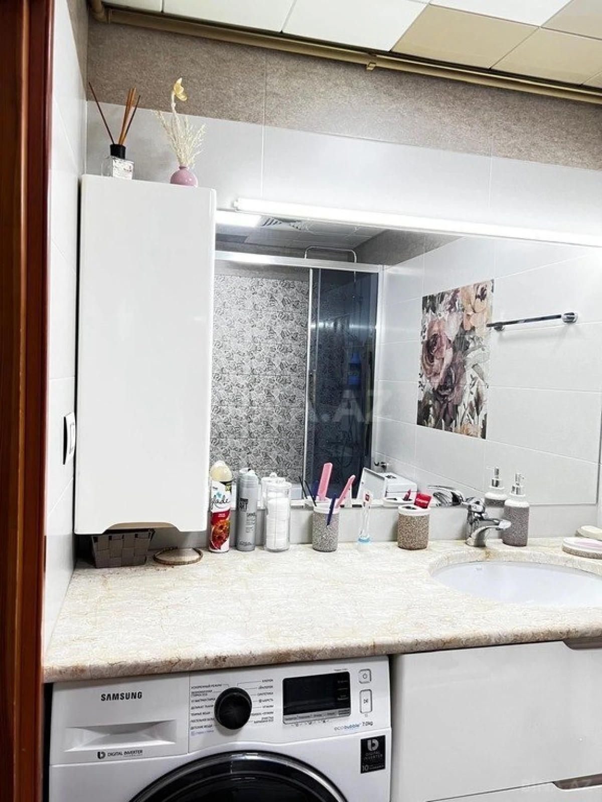 Satılır 2 otaqlı mənzil 65 m²