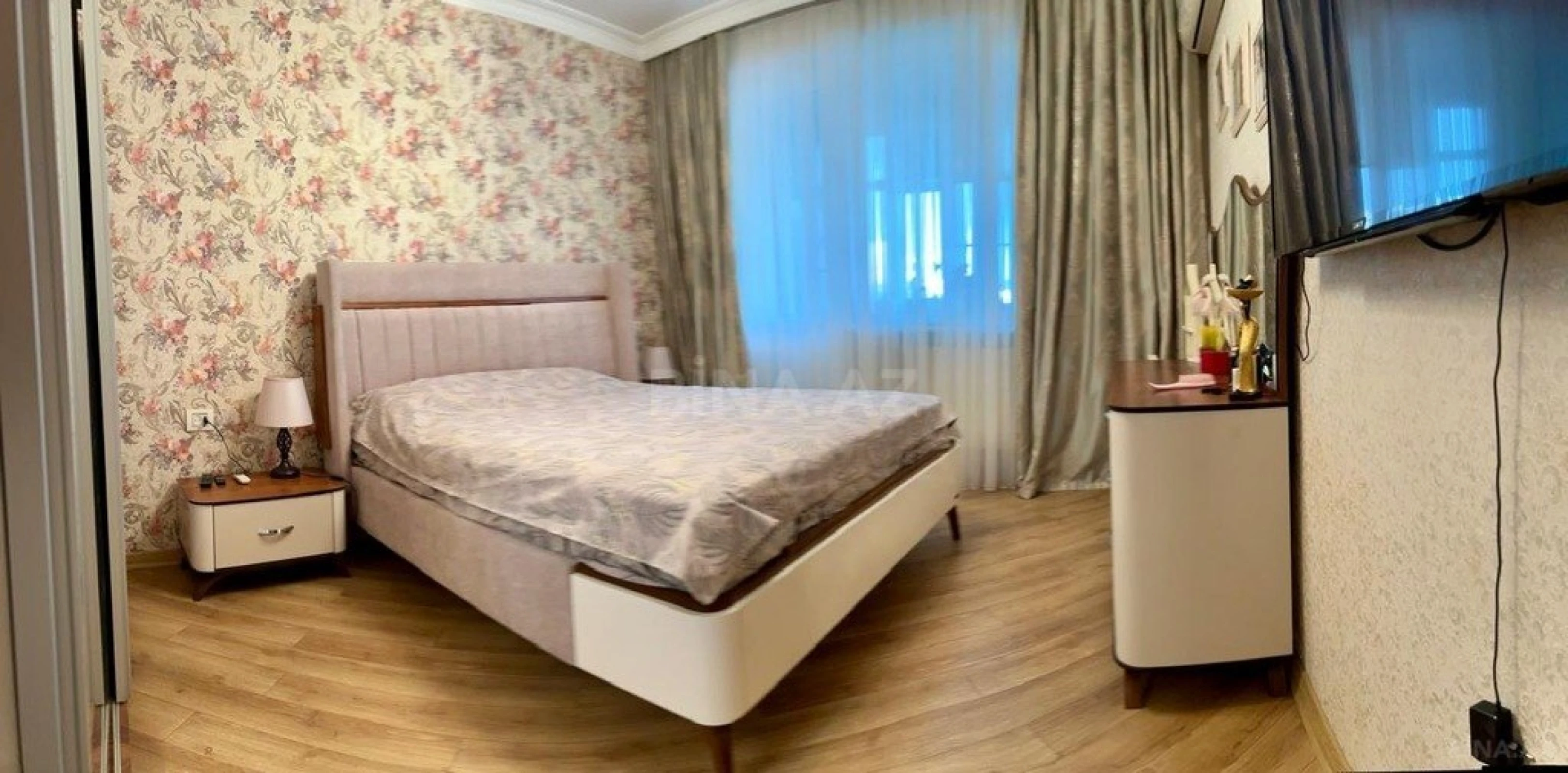 Satılır 2 otaqlı mənzil 65 m²