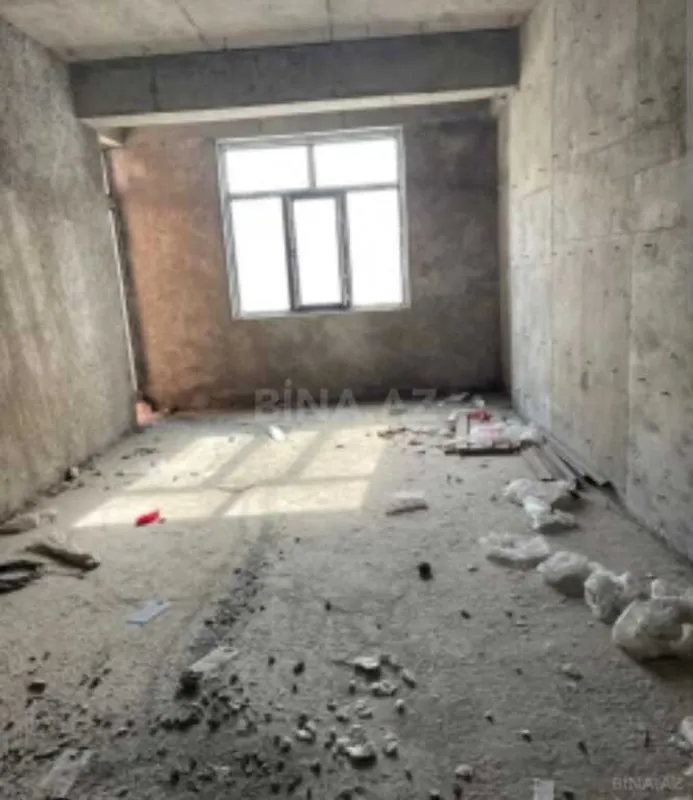 Satılır 4 otaqlı mənzil 150 m²