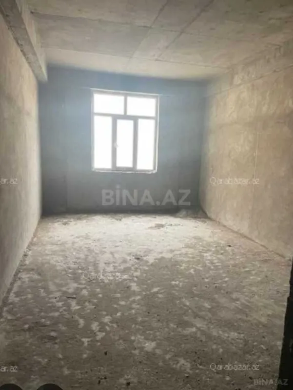Satılır 4 otaqlı mənzil 150 m²