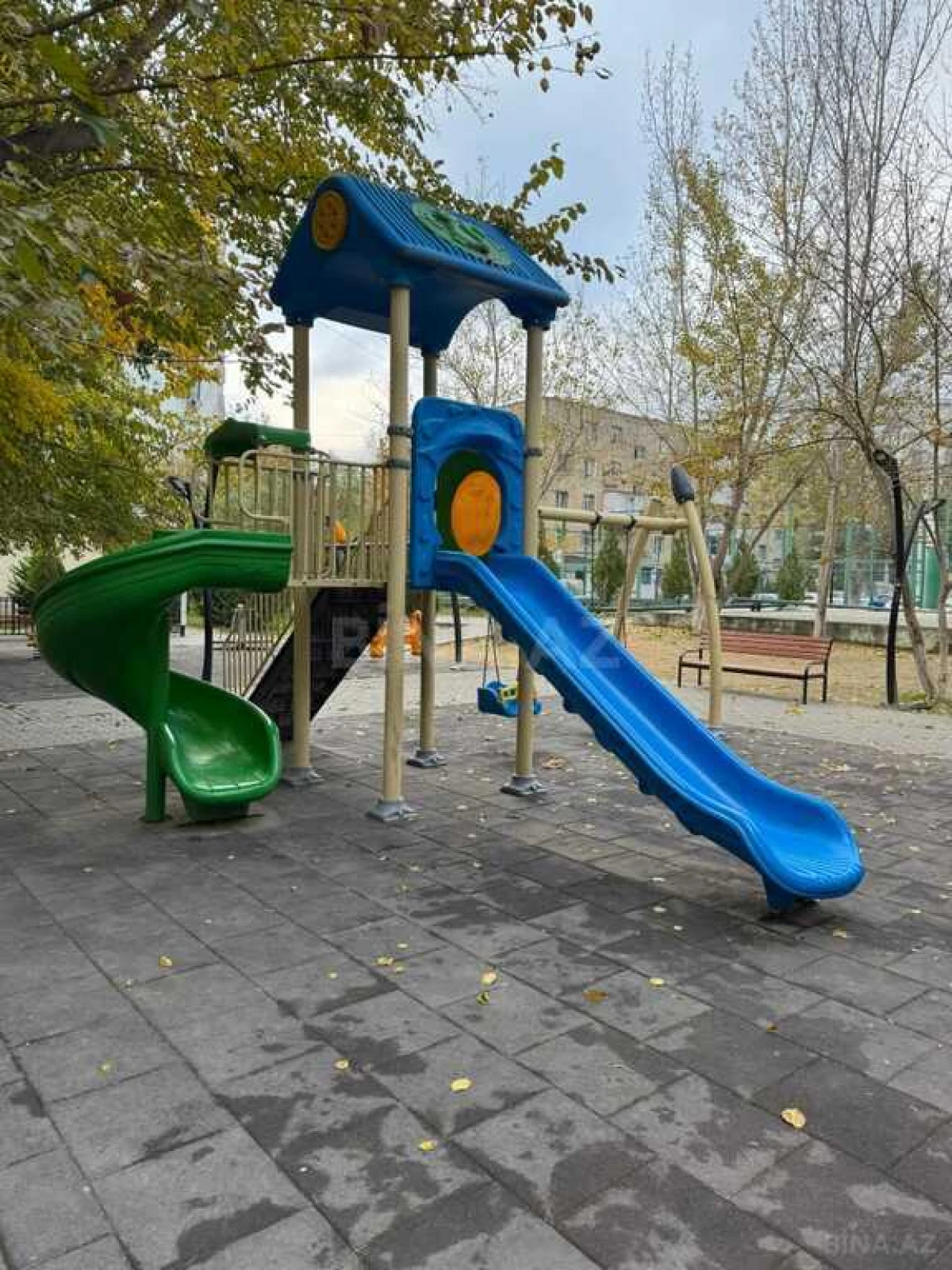 Satılır 2 otaqlı mənzil 65 m²