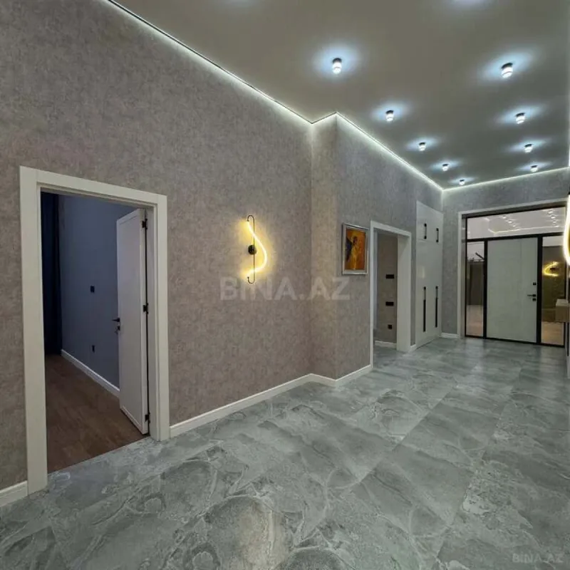 Satılır 4 otaqlı həyət evi 220 m²