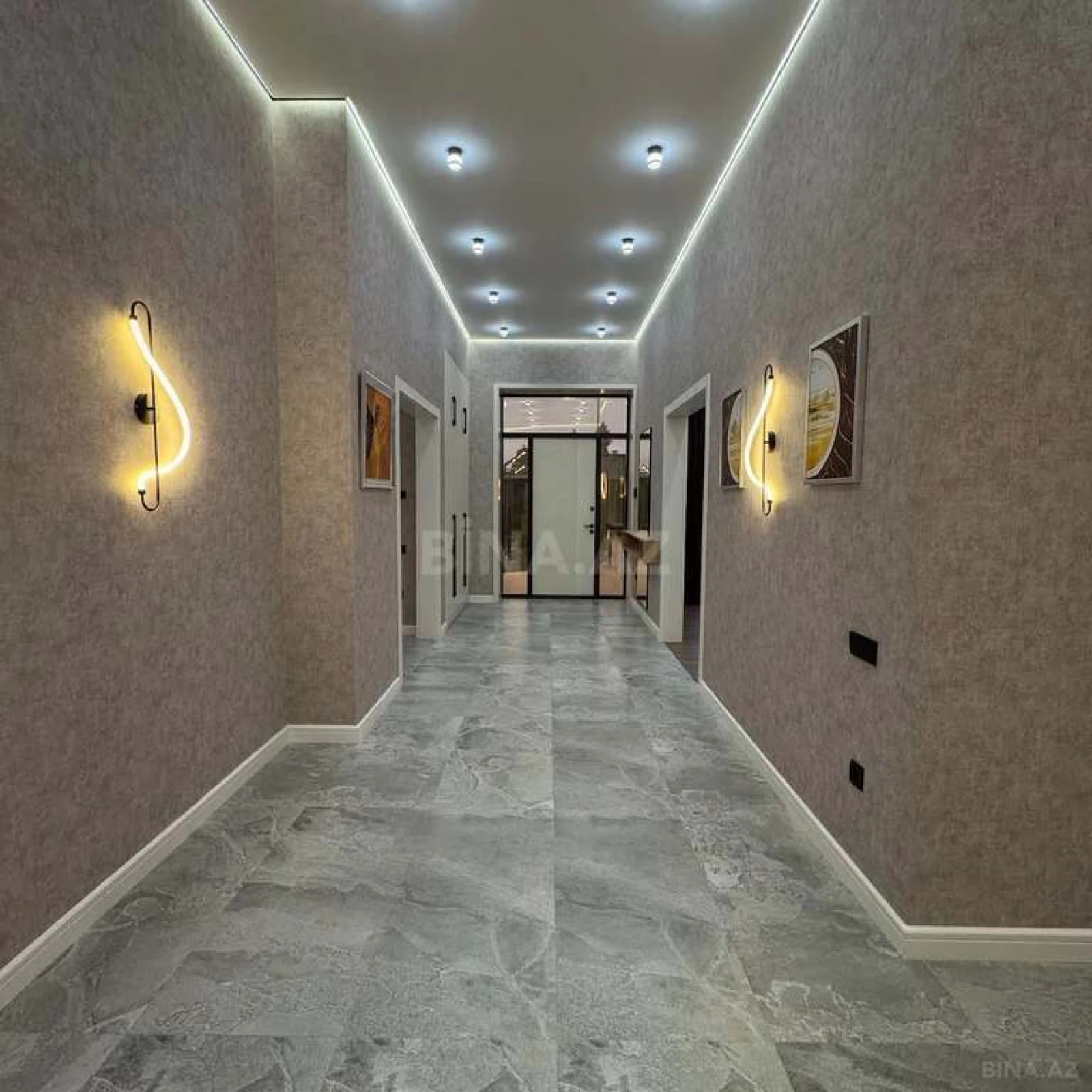 Satılır 4 otaqlı həyət evi 220 m²