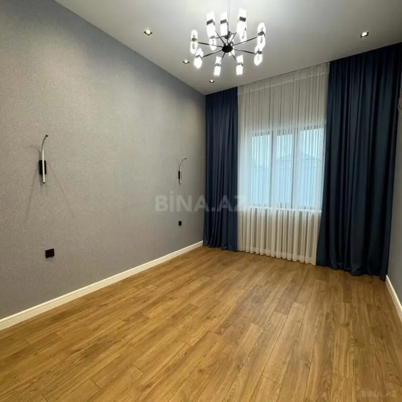 Satılır 4 otaqlı həyət evi 220 m²
