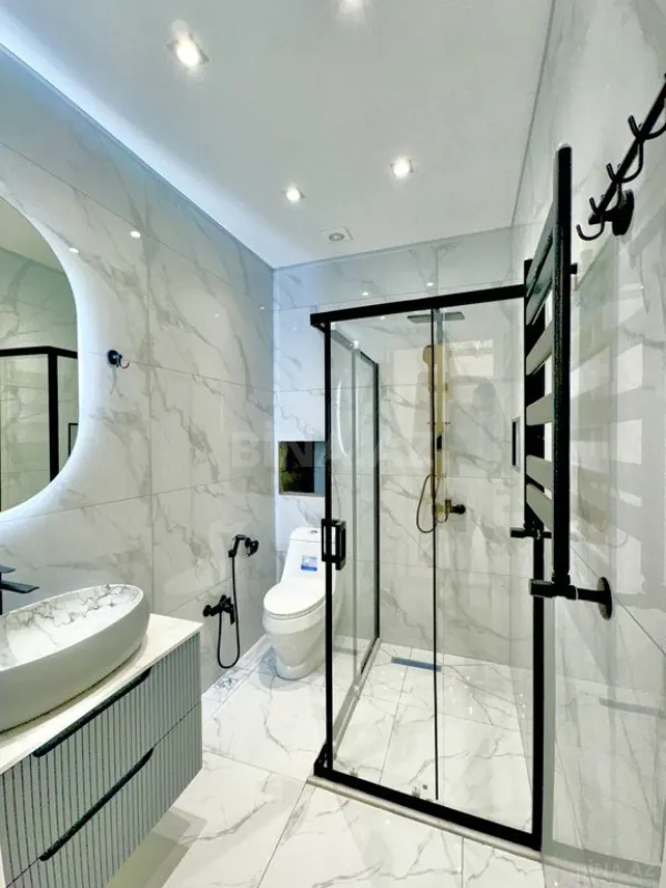 Satılır 2 otaqlı mənzil 63 m²