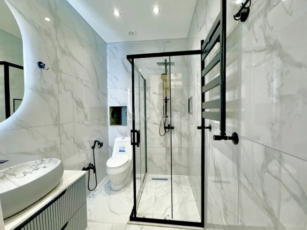 Satılır 2 otaqlı mənzil 63 m²