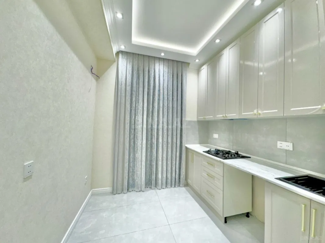 Satılır 2 otaqlı mənzil 63 m²