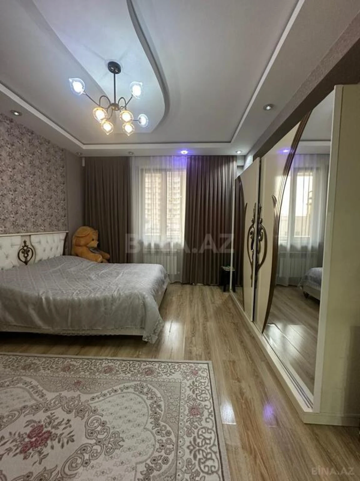 Satılır 2 otaqlı mənzil 80 m²