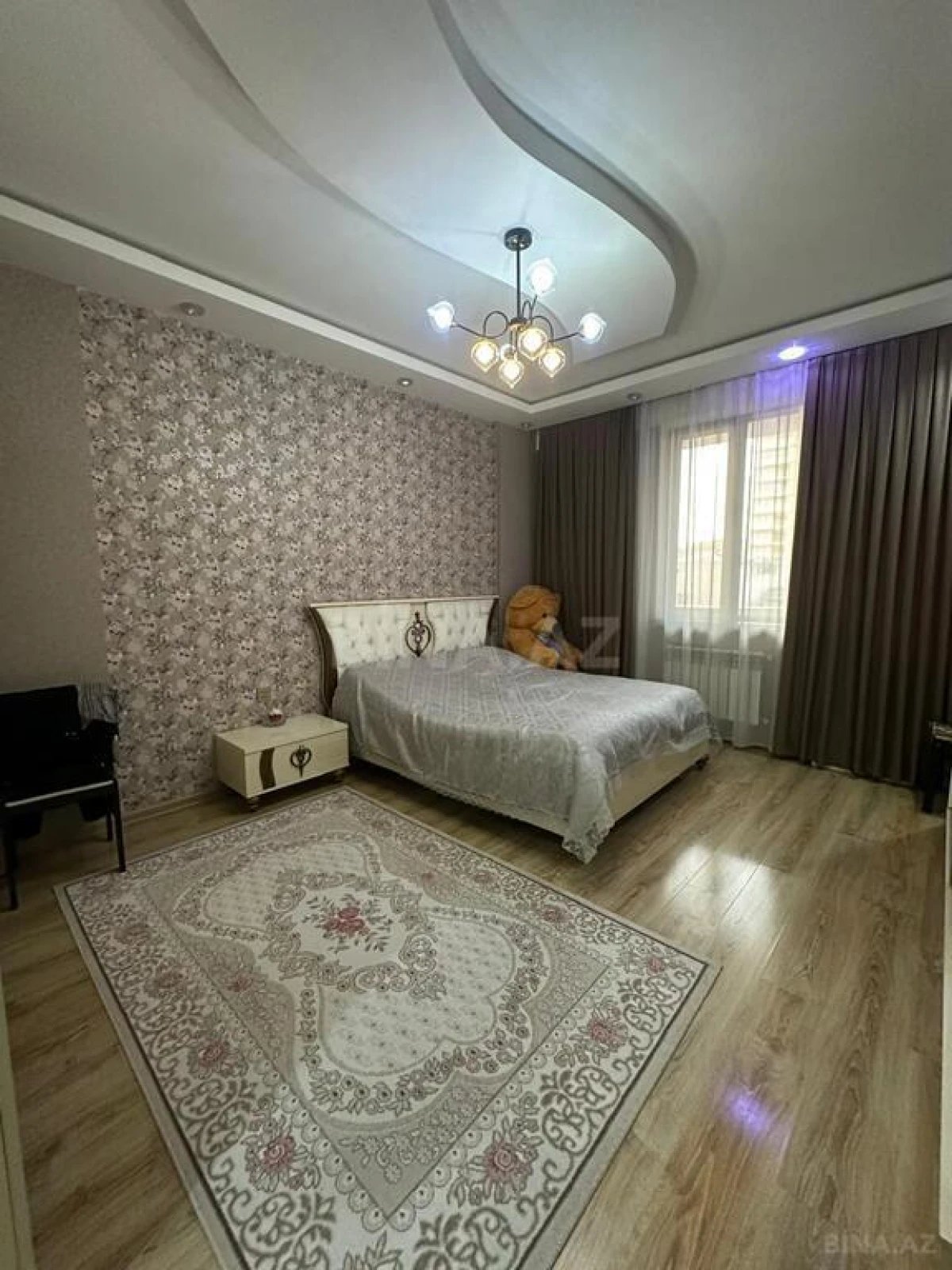 Satılır 2 otaqlı mənzil 80 m²