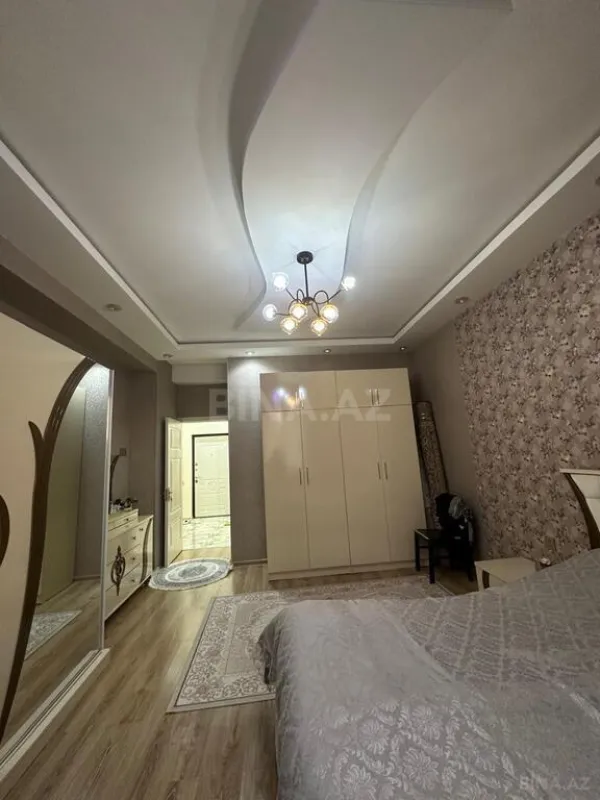Satılır 2 otaqlı mənzil 80 m²