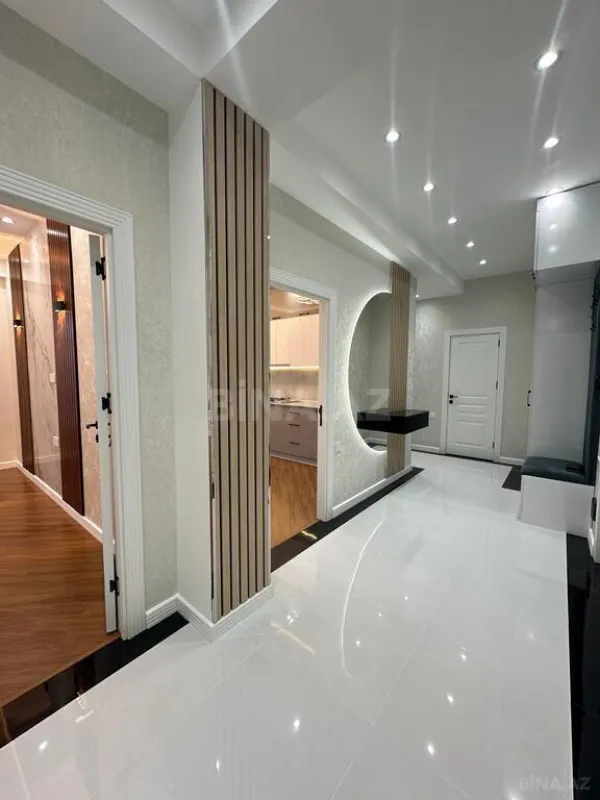 Satılır 2 otaqlı mənzil 86 m²