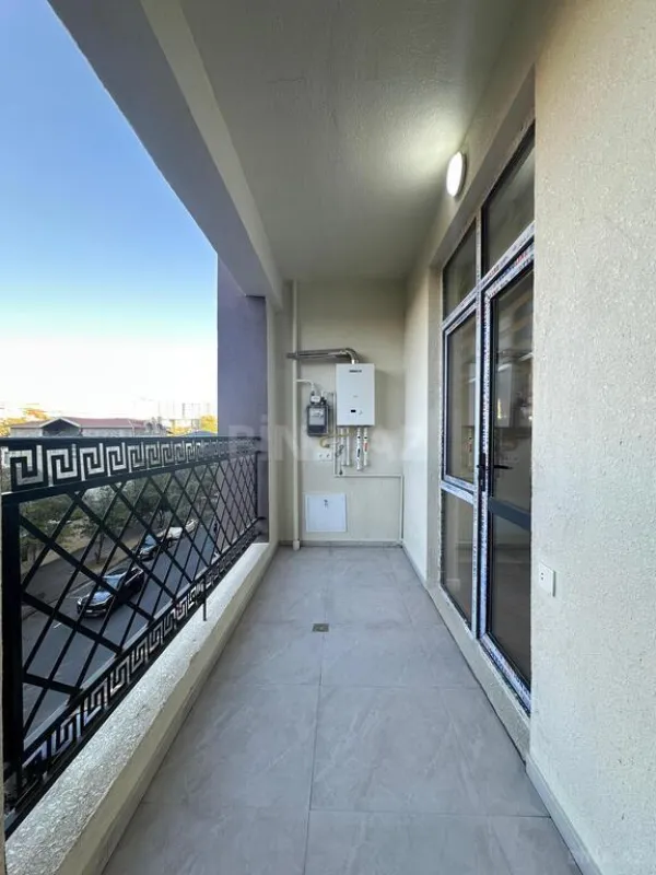 Satılır 2 otaqlı mənzil 86 m²