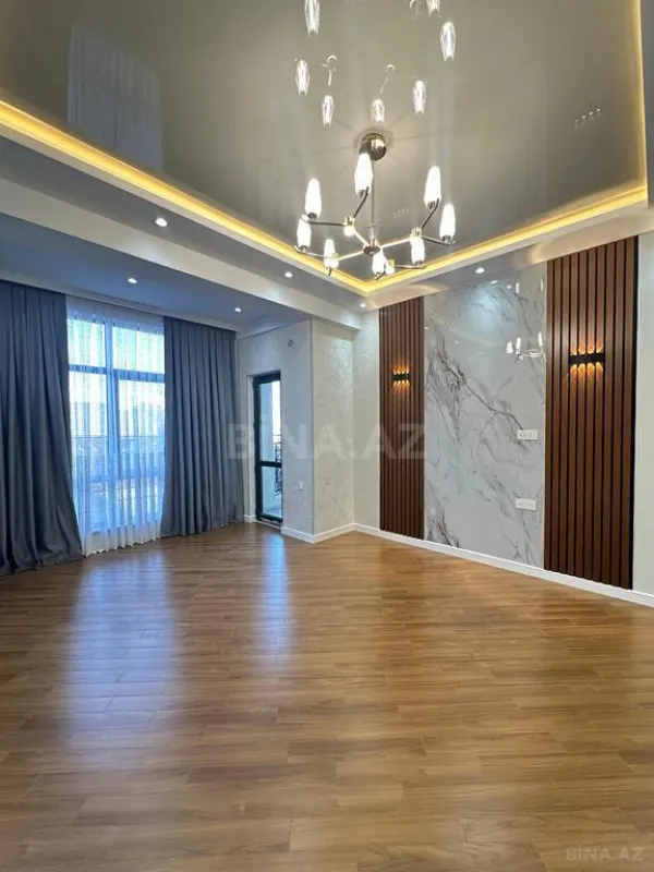 Satılır 2 otaqlı mənzil 86 m²