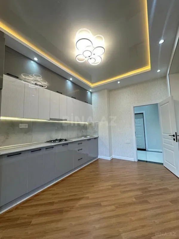 Satılır 2 otaqlı mənzil 86 m²