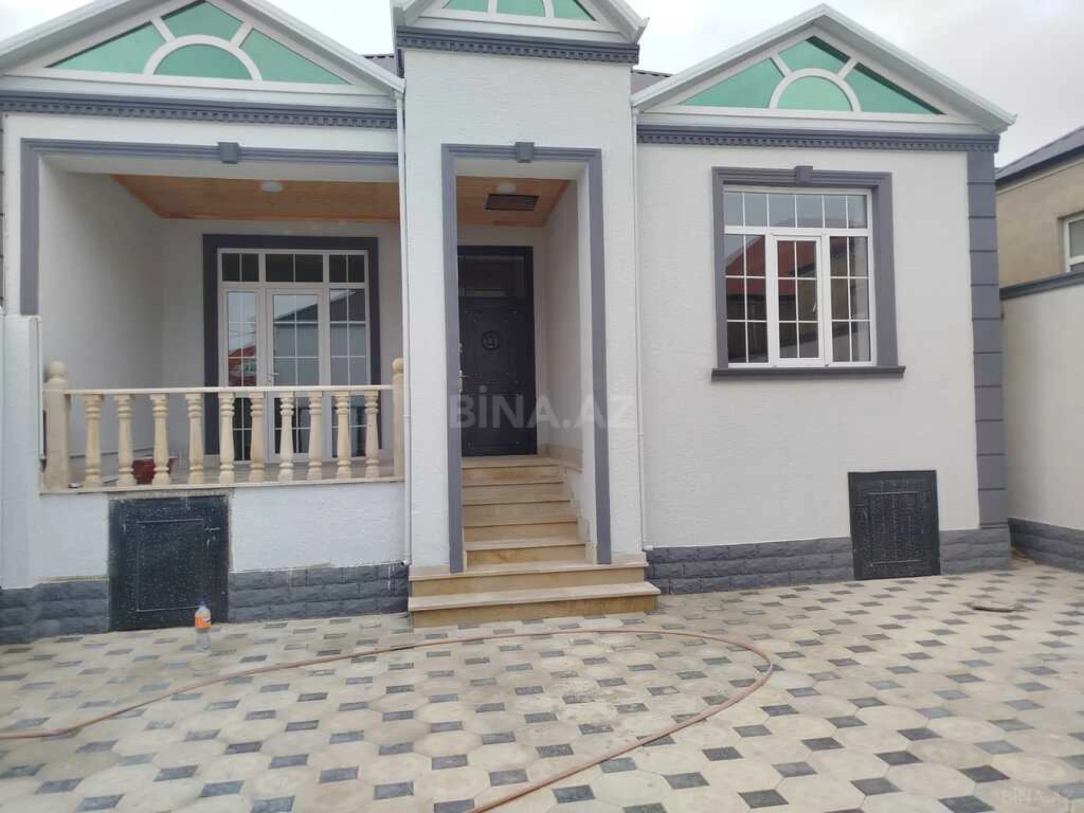 Satılır 4 otaqlı həyət evi 110 m²