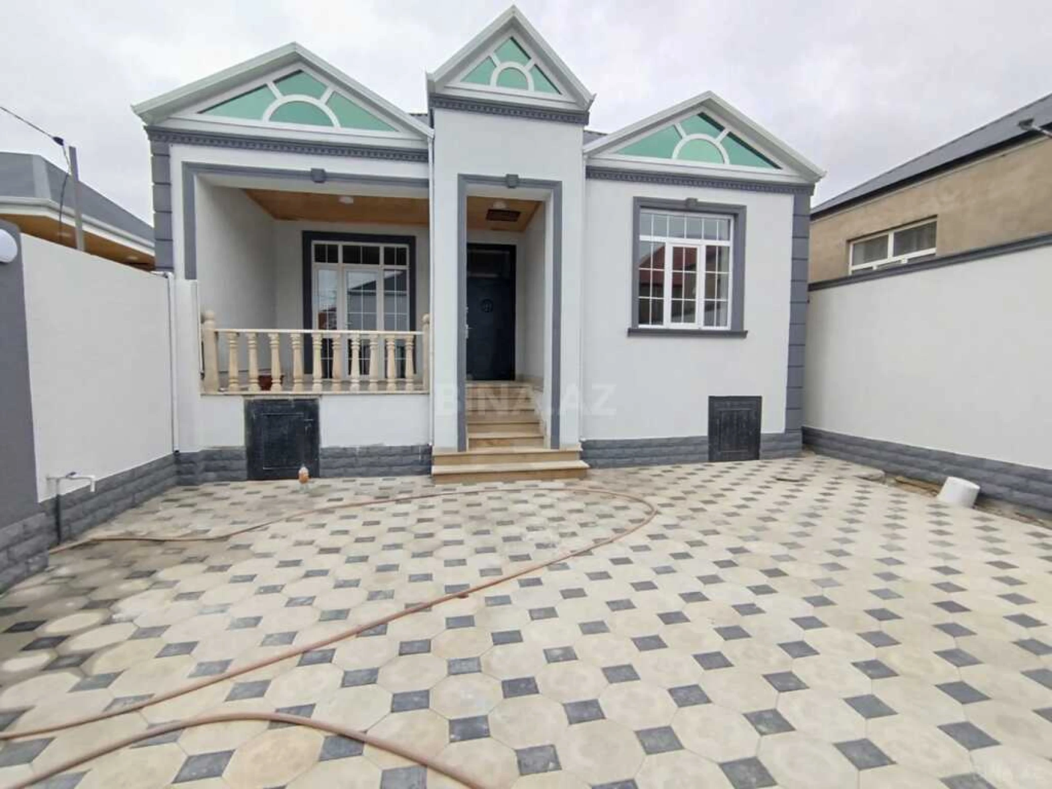 Satılır 4 otaqlı həyət evi 110 m²