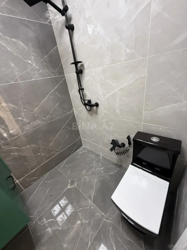 Satılır 4 otaqlı həyət evi 130 m²