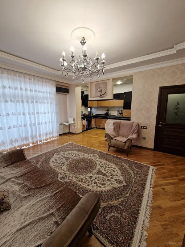 Satılır 3 otaqlı mənzil 95 m²