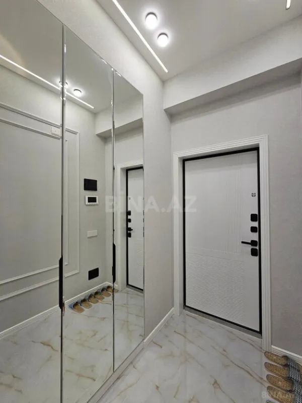 Satılır 2 otaqlı mənzil 75 m²