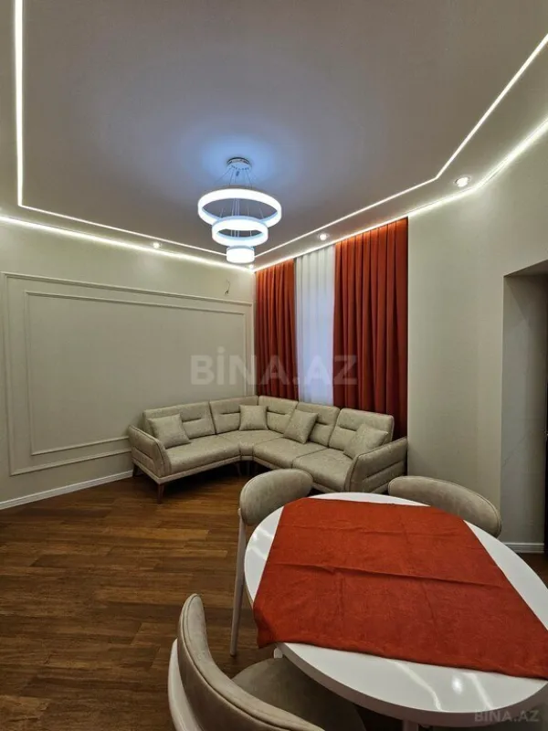 Satılır 2 otaqlı mənzil 75 m²