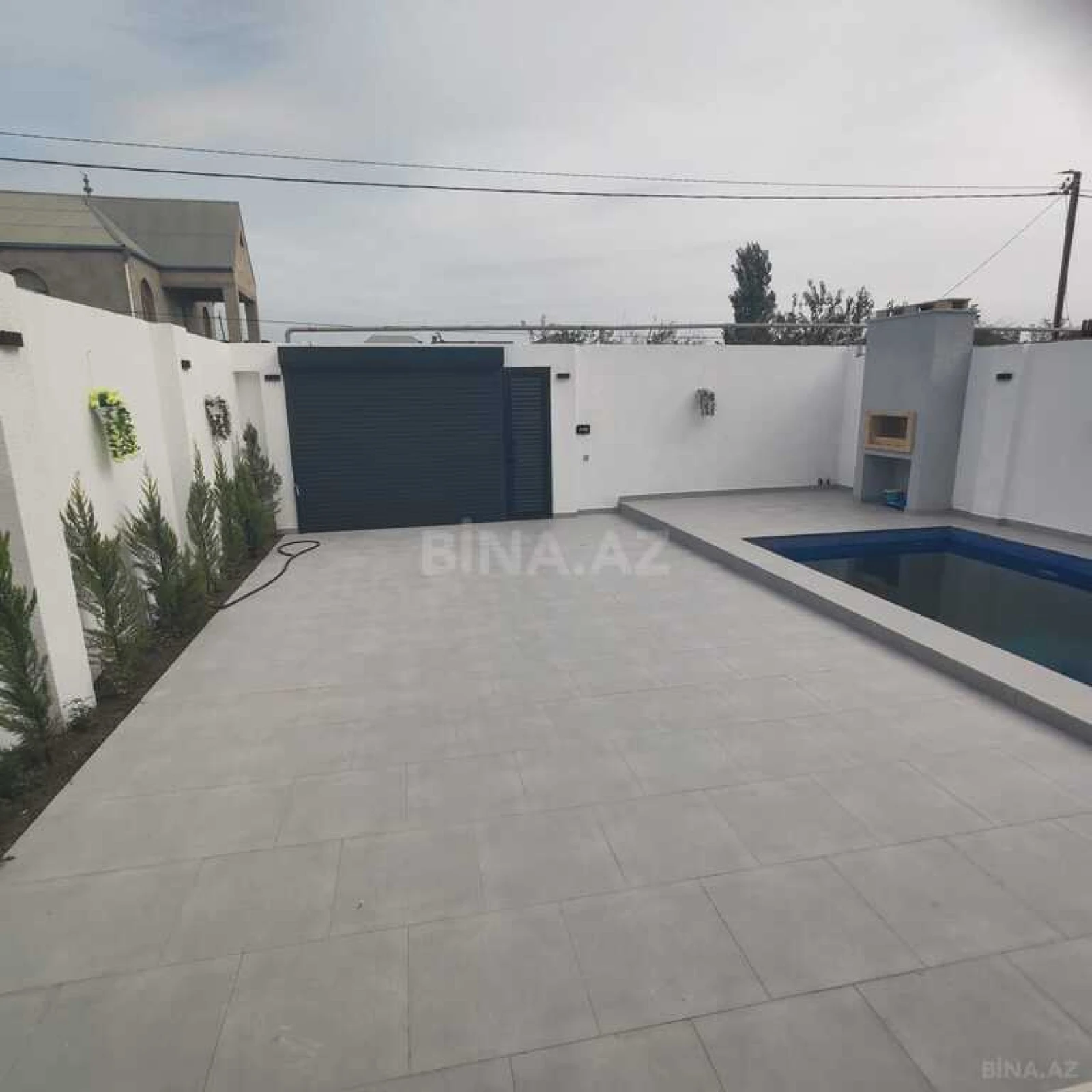 Satılır 4 otaqlı həyət evi 140 m²