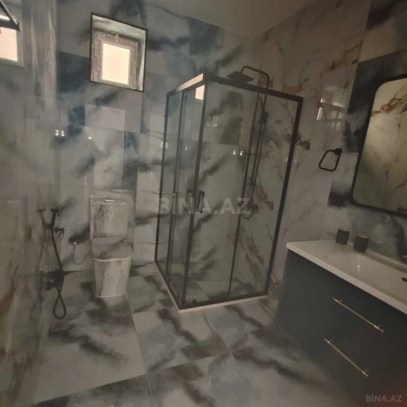 Satılır 4 otaqlı həyət evi 140 m²