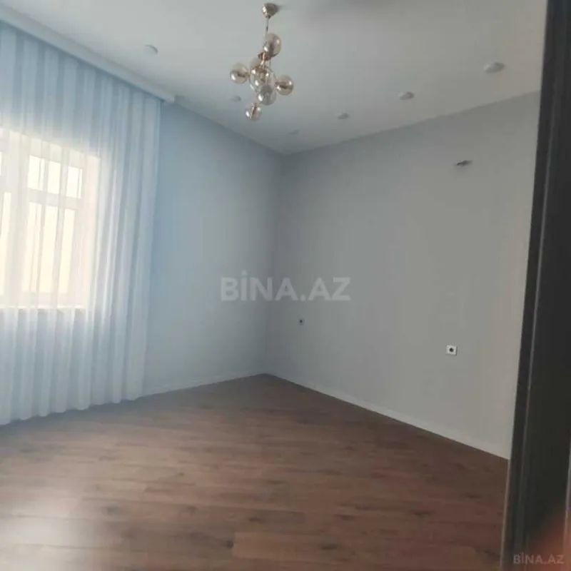 Satılır 4 otaqlı həyət evi 140 m²