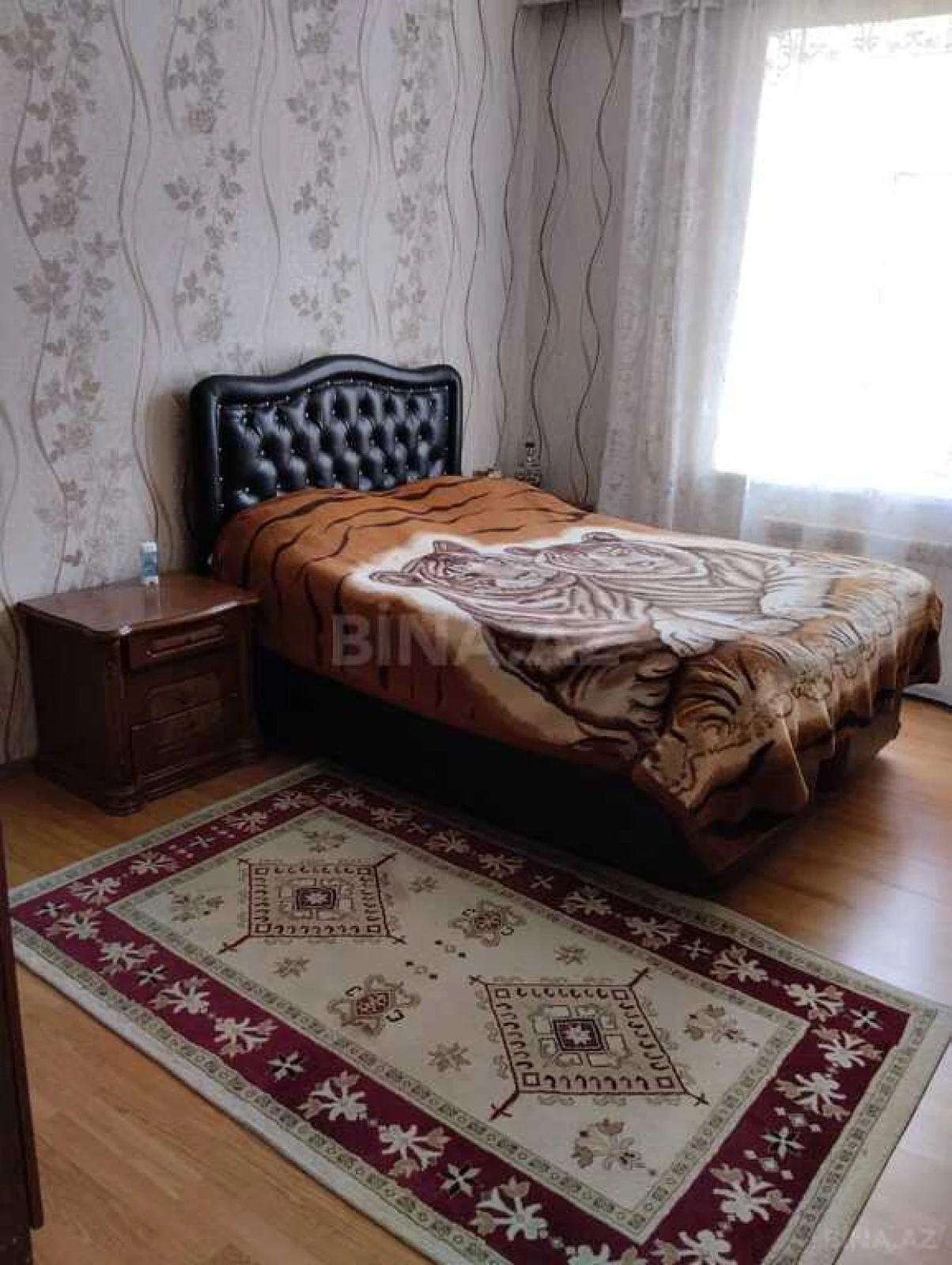 Satılır 7 otaqlı həyət evi 200 m²