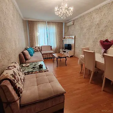 Satılır 7 otaqlı həyət evi 200 m²