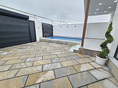 Satılır 4 otaqlı həyət evi 120 m²