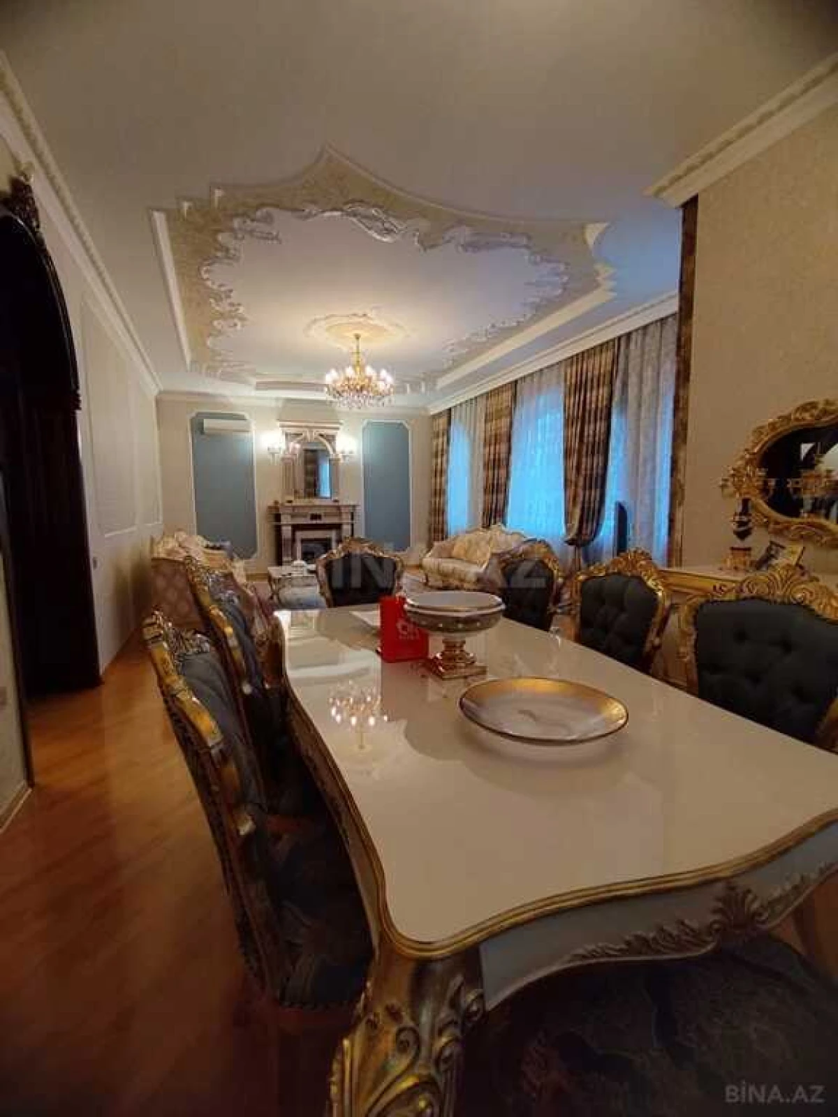 Satılır obyekt 750 m²