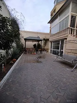 Satılır obyekt 750 m²