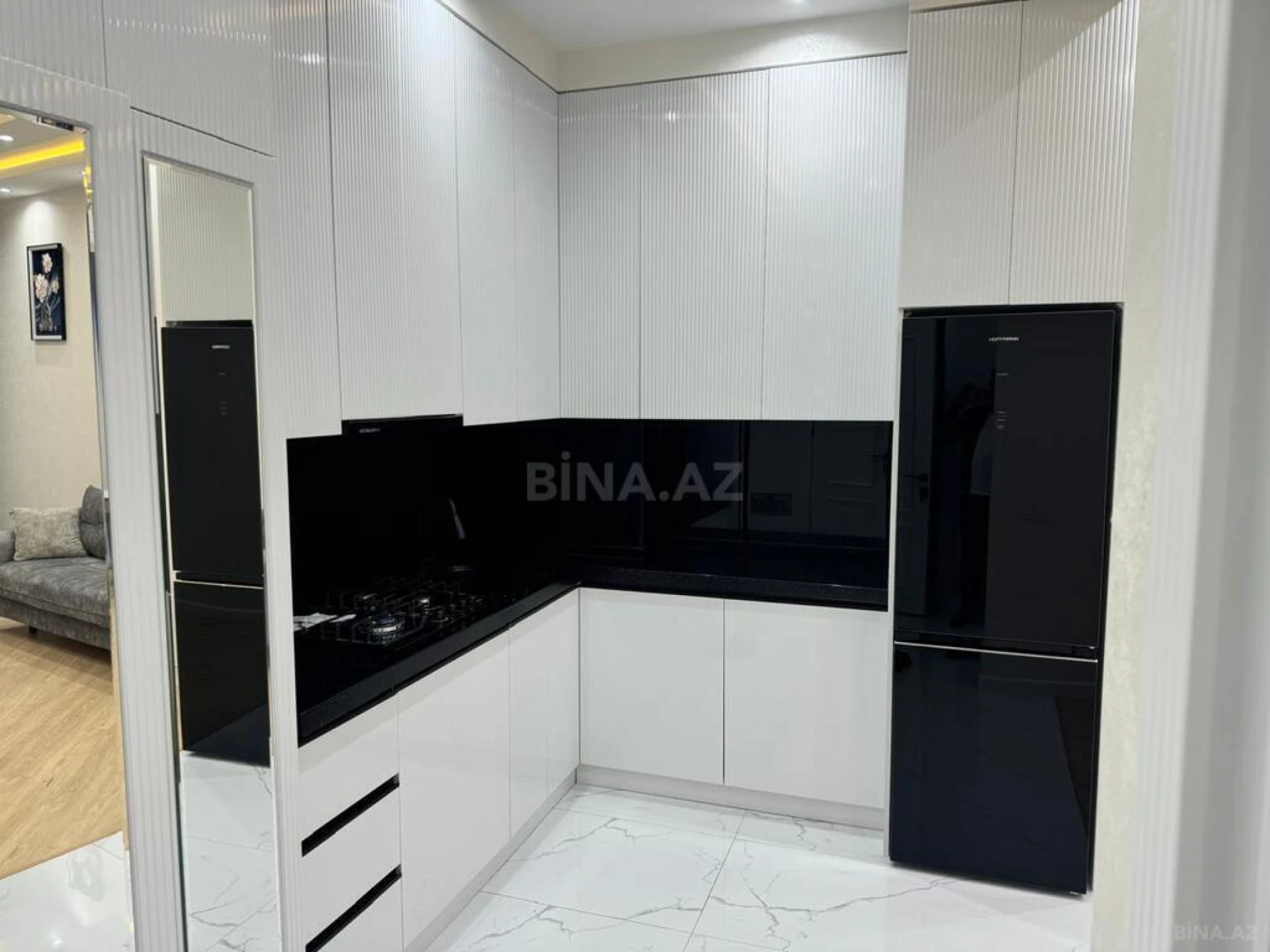 Kirayə verilir 2 otaqlı mənzil 65 m²