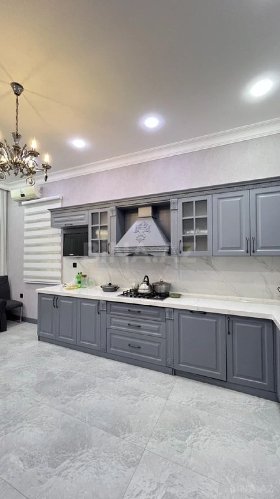 Satılır 5 otaqlı həyət evi 330 m²