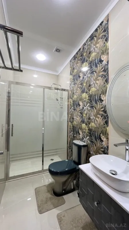 Satılır 5 otaqlı həyət evi 330 m²