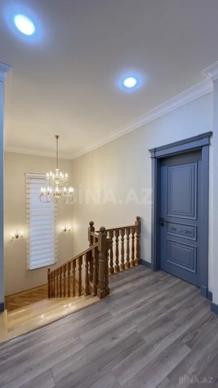 Satılır 5 otaqlı həyət evi 330 m²