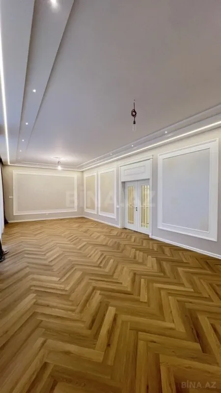 Satılır 7 otaqlı həyət evi 400 m²