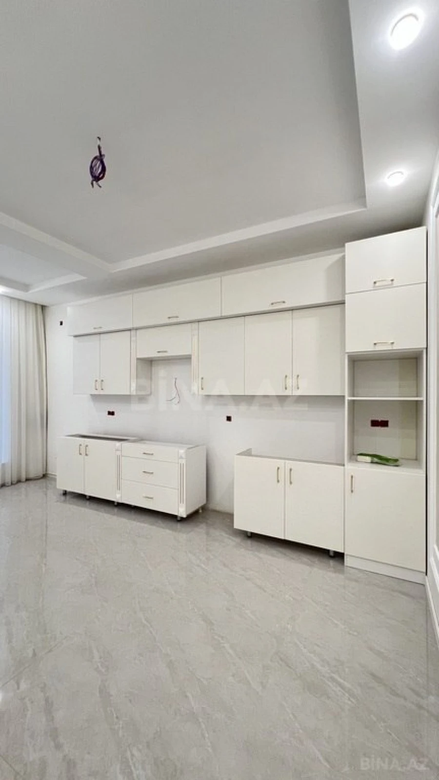 Satılır 7 otaqlı həyət evi 400 m²