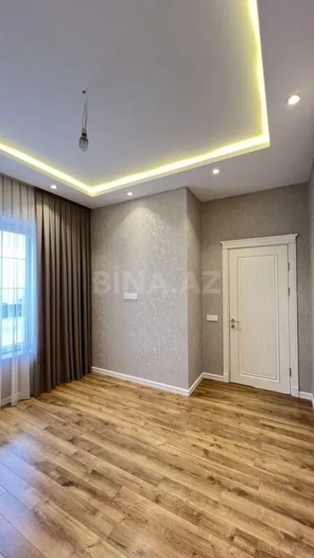 Satılır 7 otaqlı həyət evi 400 m²