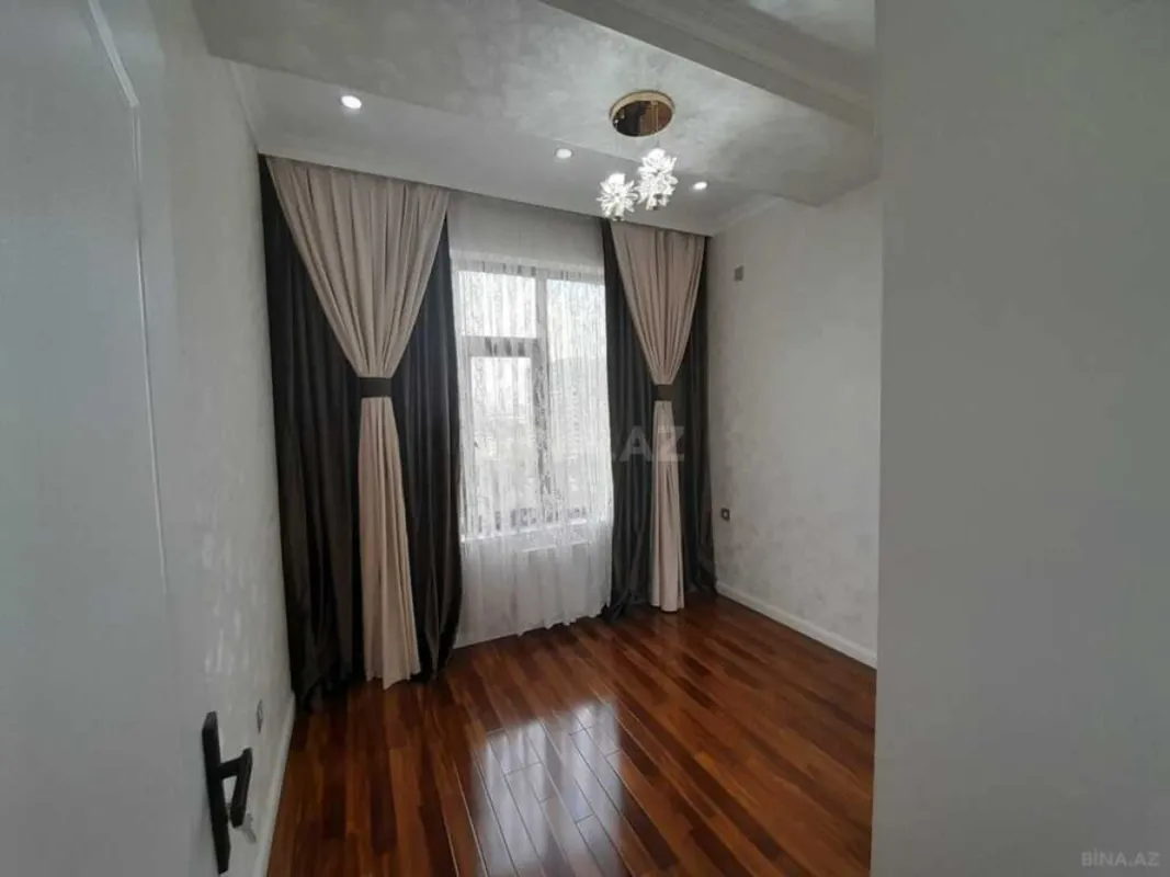 Satılır 3 otaqlı mənzil 80 m²