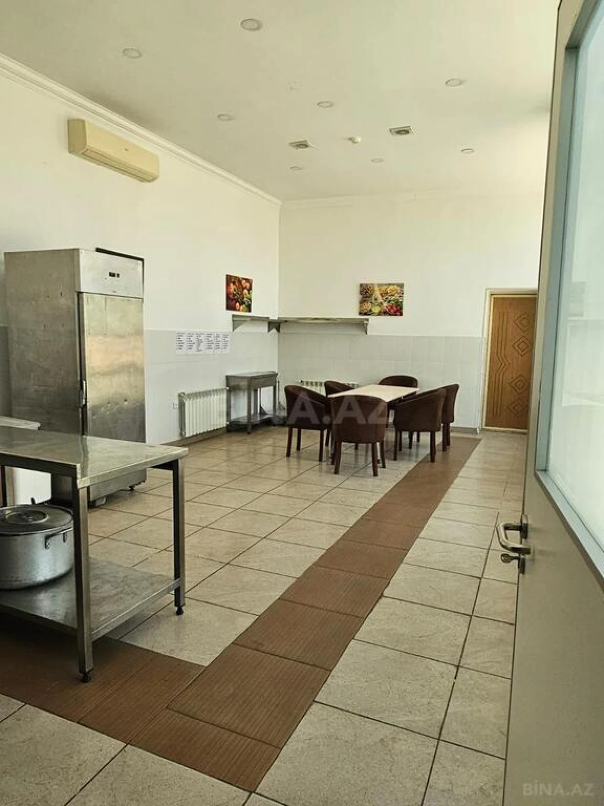 Kirayə verilir obyekt 1000 m²