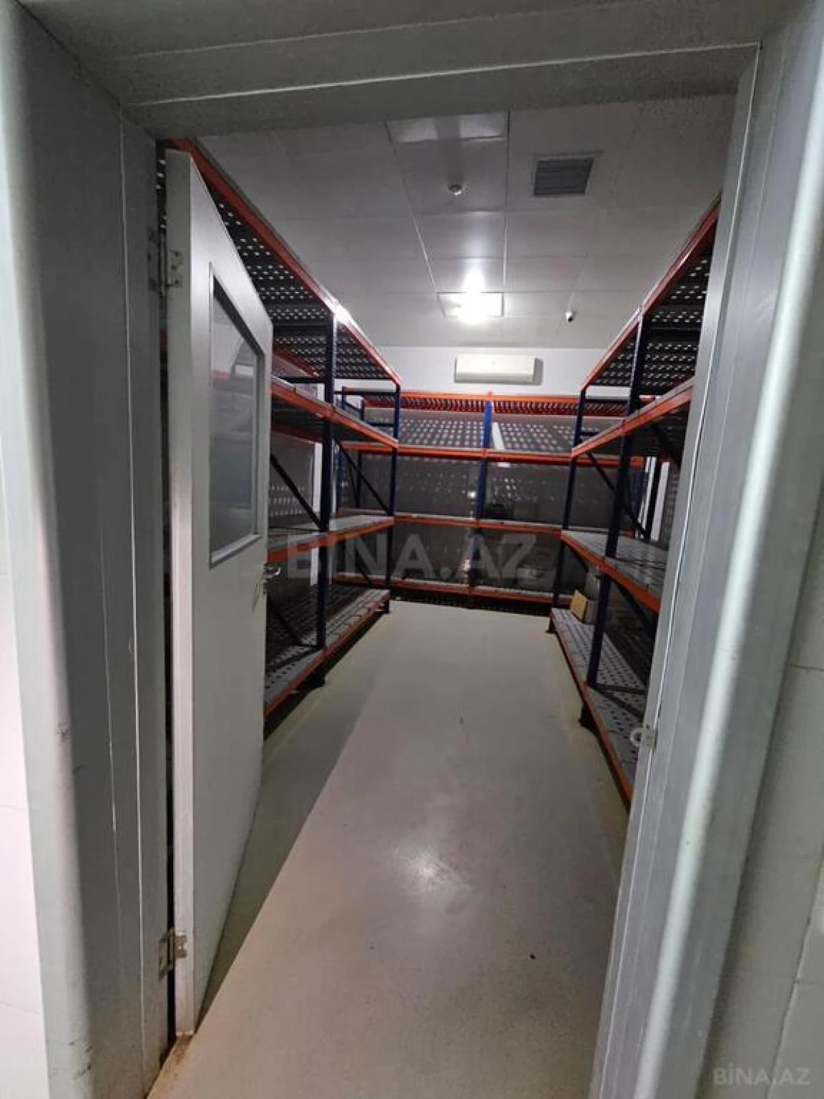 Kirayə verilir obyekt 1000 m²