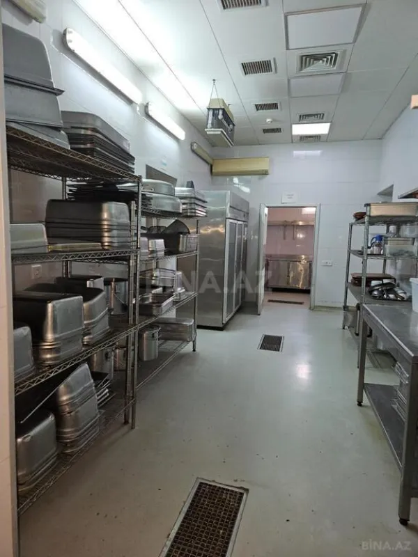 Kirayə verilir obyekt 1000 m²