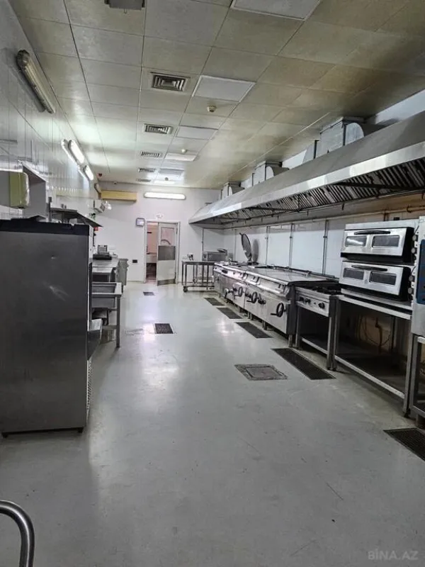 Kirayə verilir obyekt 1000 m²