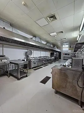 Kirayə verilir obyekt 1000 m²