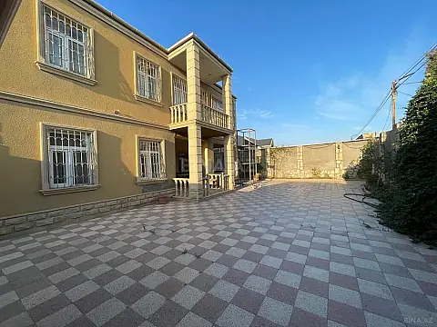 Satılır 5 otaqlı həyət evi 165 m²
