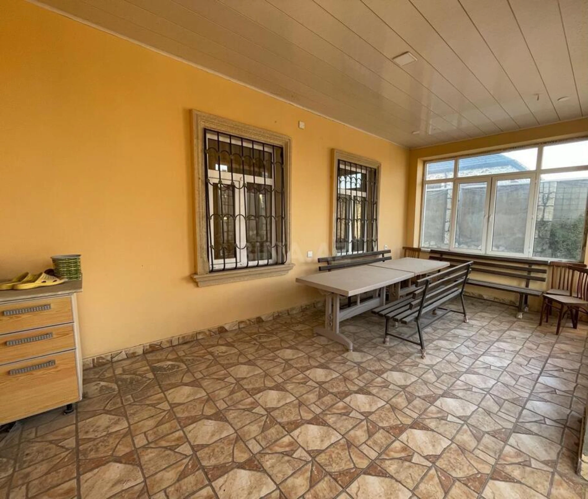 Satılır 5 otaqlı həyət evi 165 m²