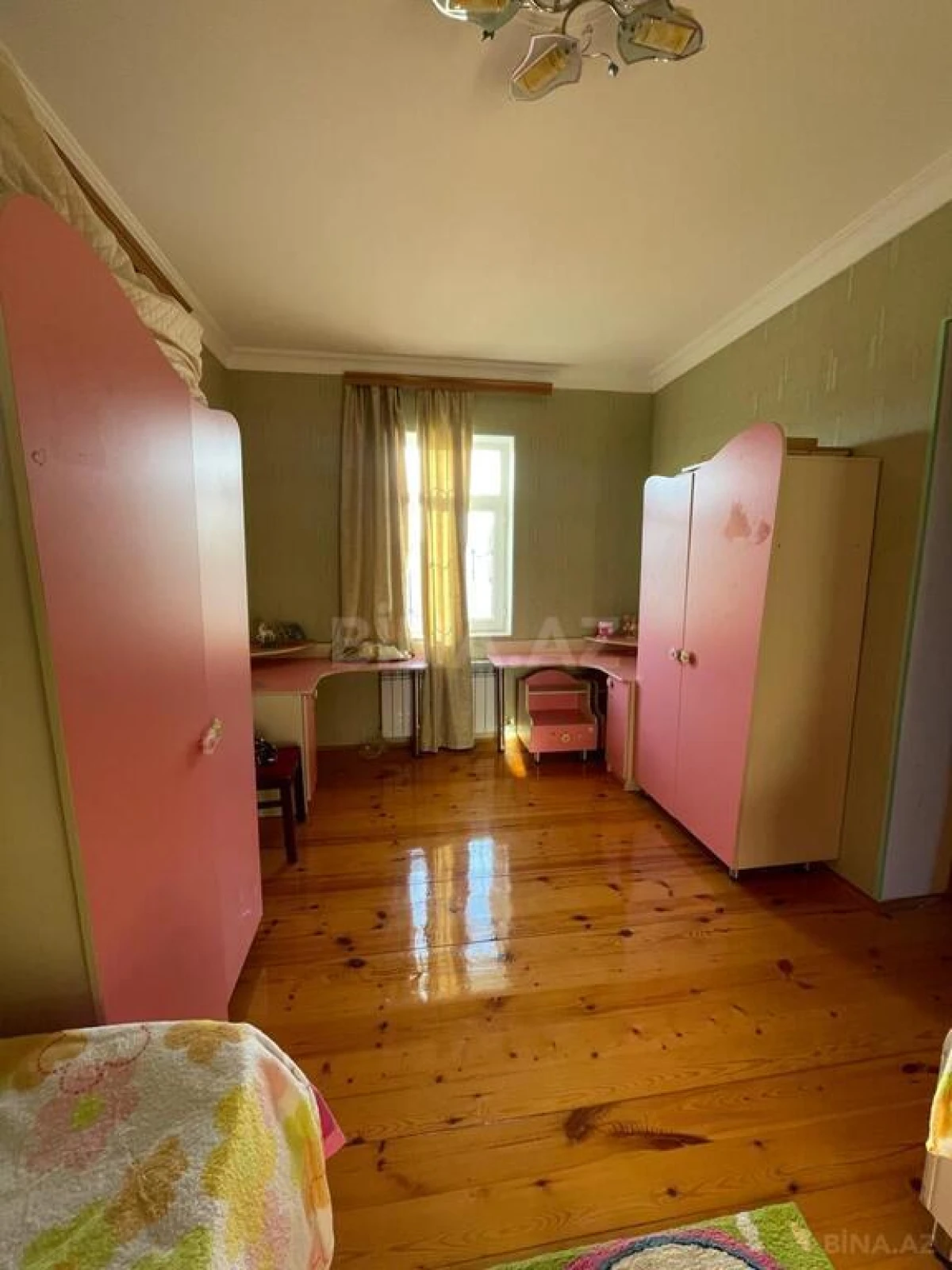 Satılır 5 otaqlı həyət evi 165 m²