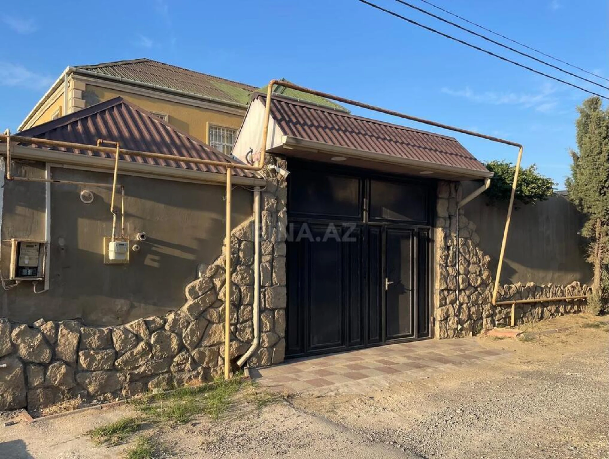 Satılır 5 otaqlı həyət evi 165 m²