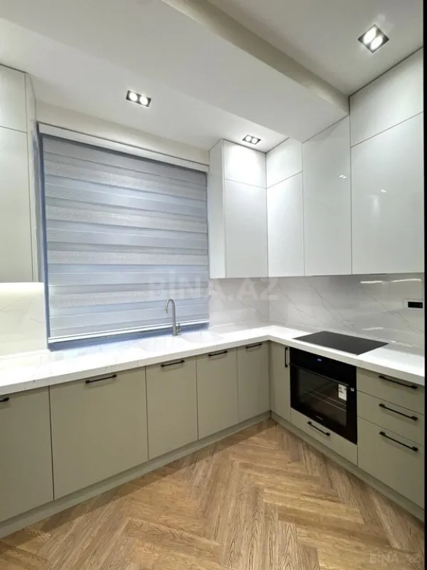Satılır 2 otaqlı mənzil 68 m²